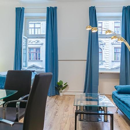 Basic 2Br Apt Perfectly Connected&Well Positioned Vienna Luaran gambar
