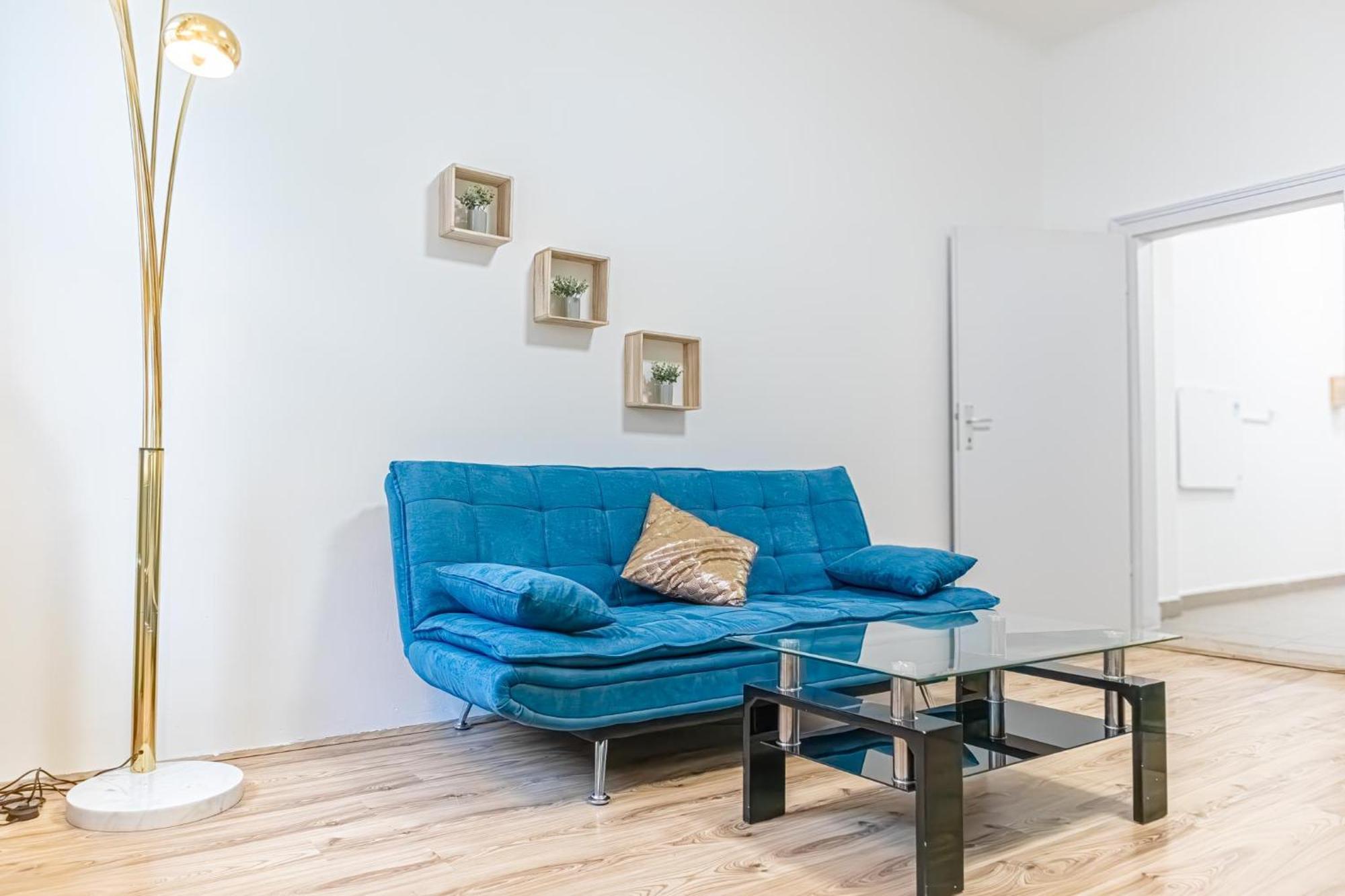 Basic 2Br Apt Perfectly Connected&Well Positioned Vienna Luaran gambar